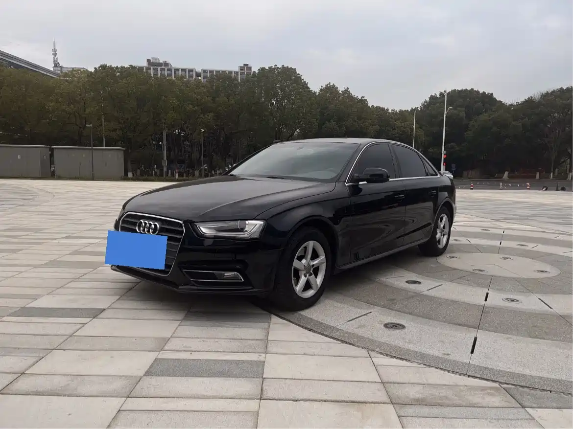 Audi A4L 2013 35 TFSI Automatic Comfort