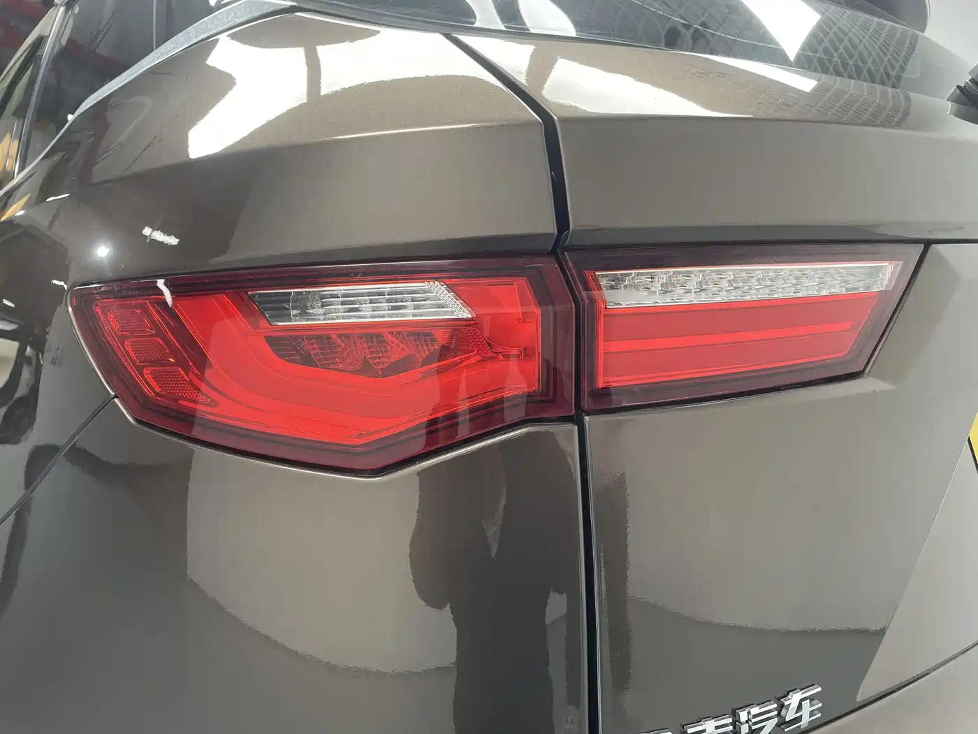 ZOTYE T700