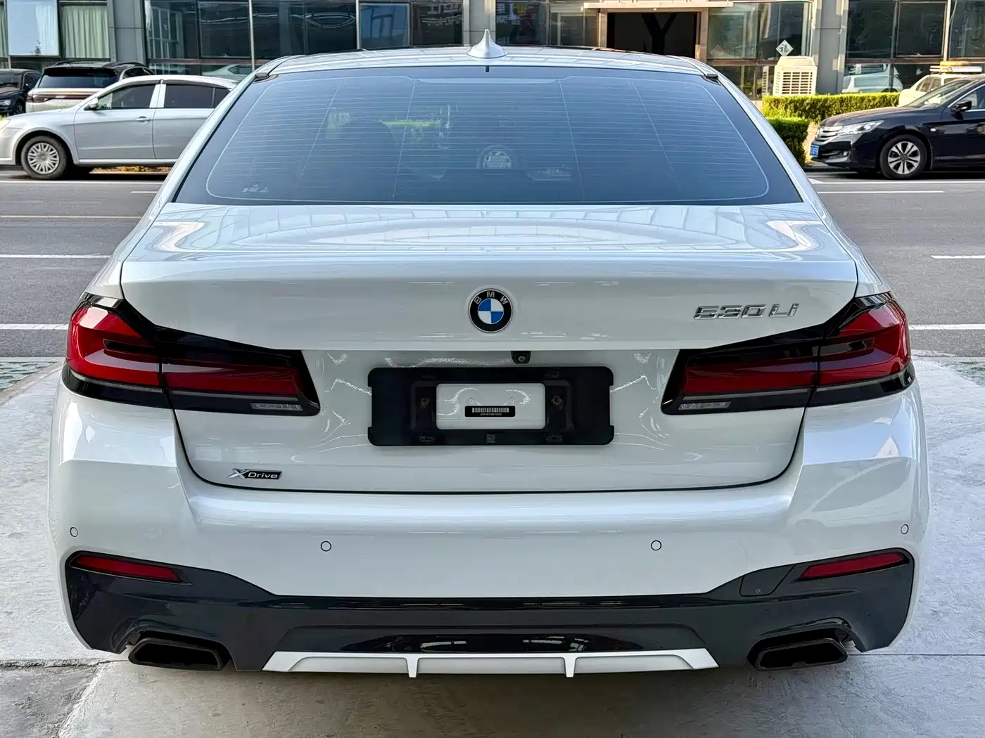 Фото 5 - BMW 5 Series