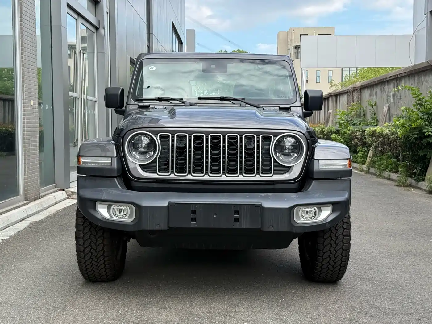 Jeep Wrangler 2026 2024 Model 2.0T Sahara Four-Door Version