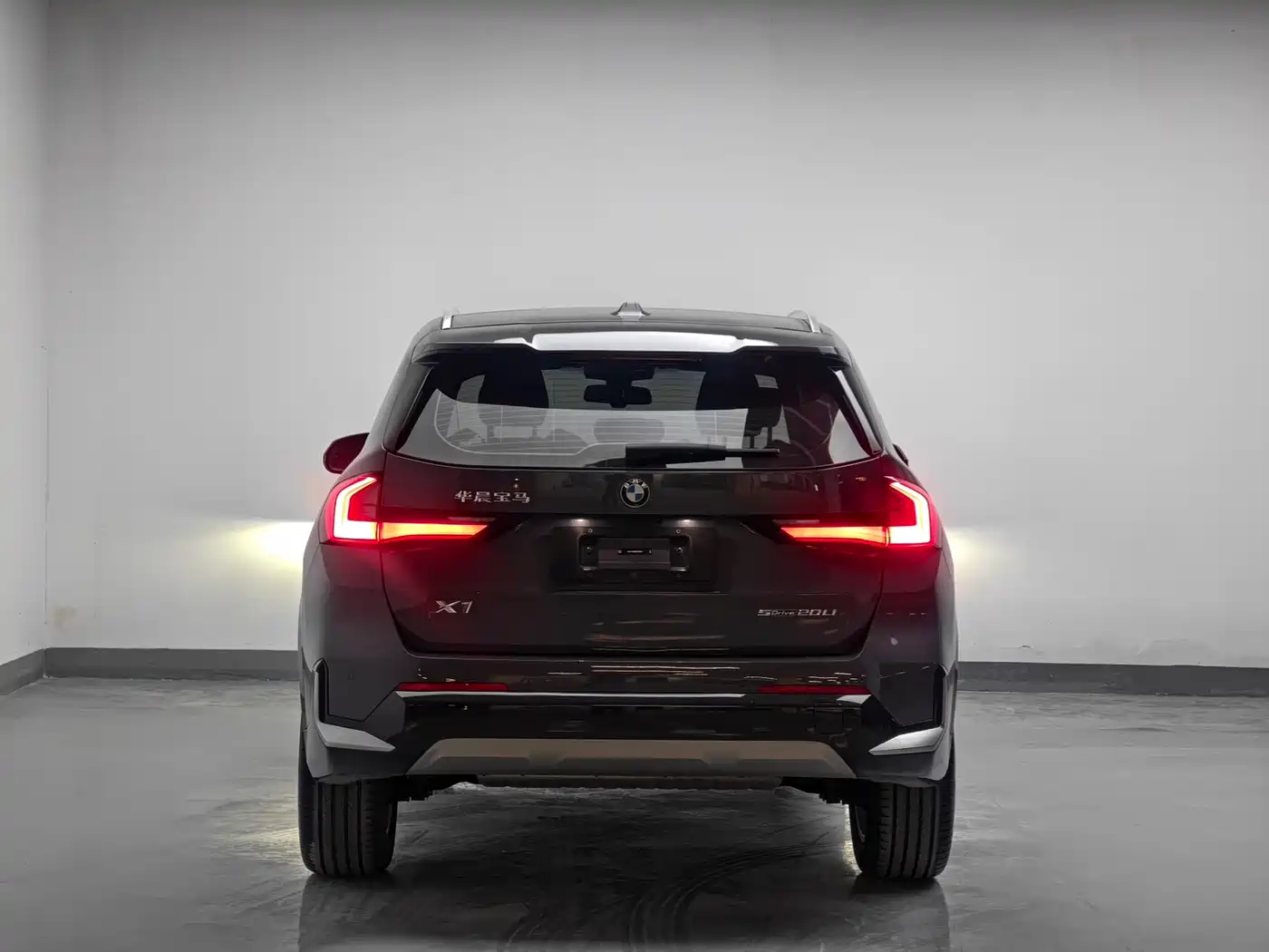 BMW X1 2023 sDrive20Li X Design Package фото 5