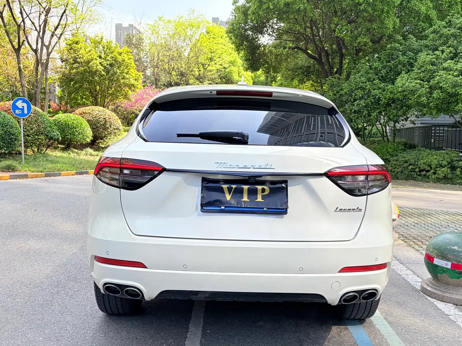 Фото 6 - Maserati Levante