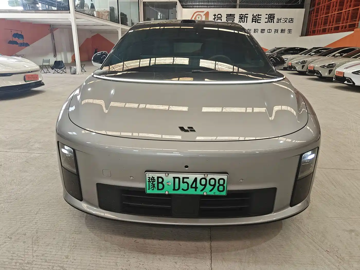 Li Auto i6 2026 2025 2WD Base Model