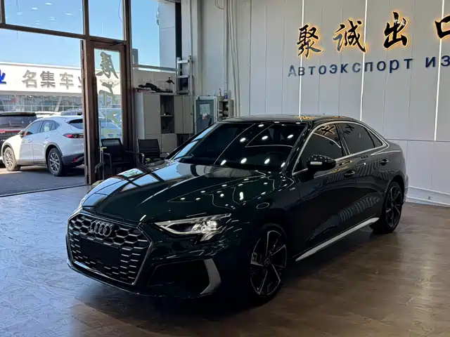 Audi A3 A3L Limousine 35 TFSI, Стиль Спорт