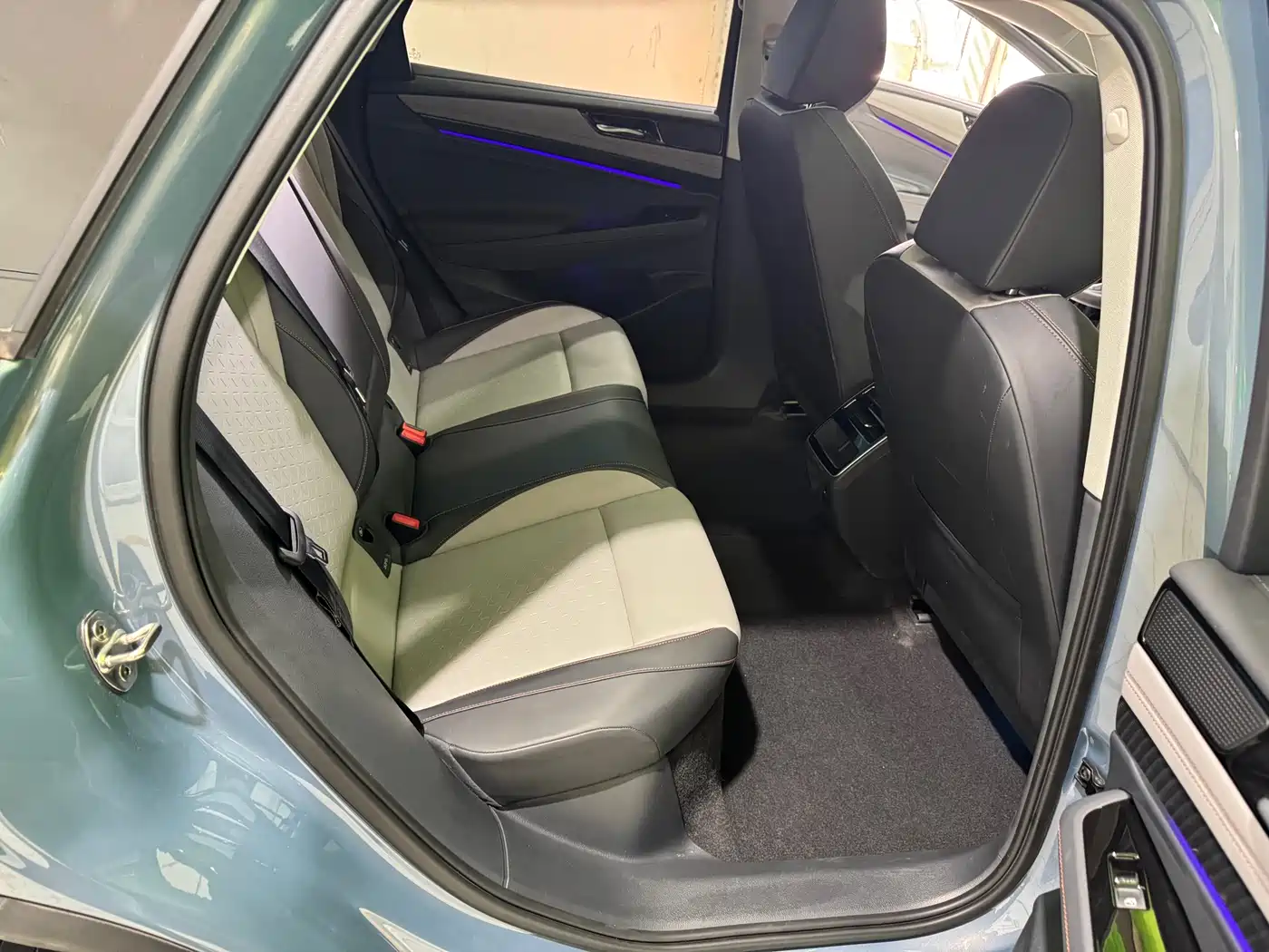 VOLKSWAGEN ID.7 VIZZION