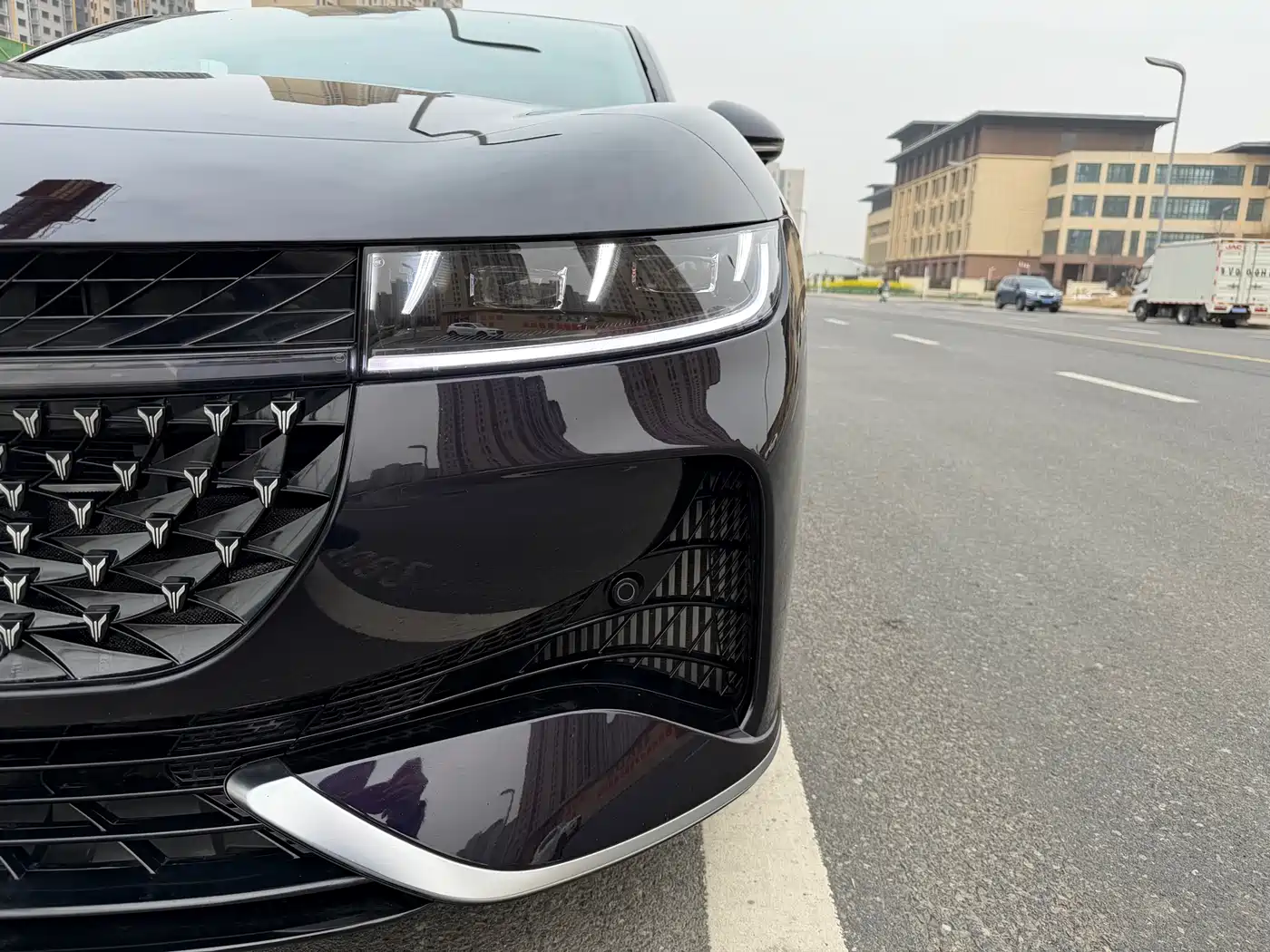 Voyah Auto VOYAH Zhuiguang 2024 PHEV AWD Ultra Long Range Flagship фото 16