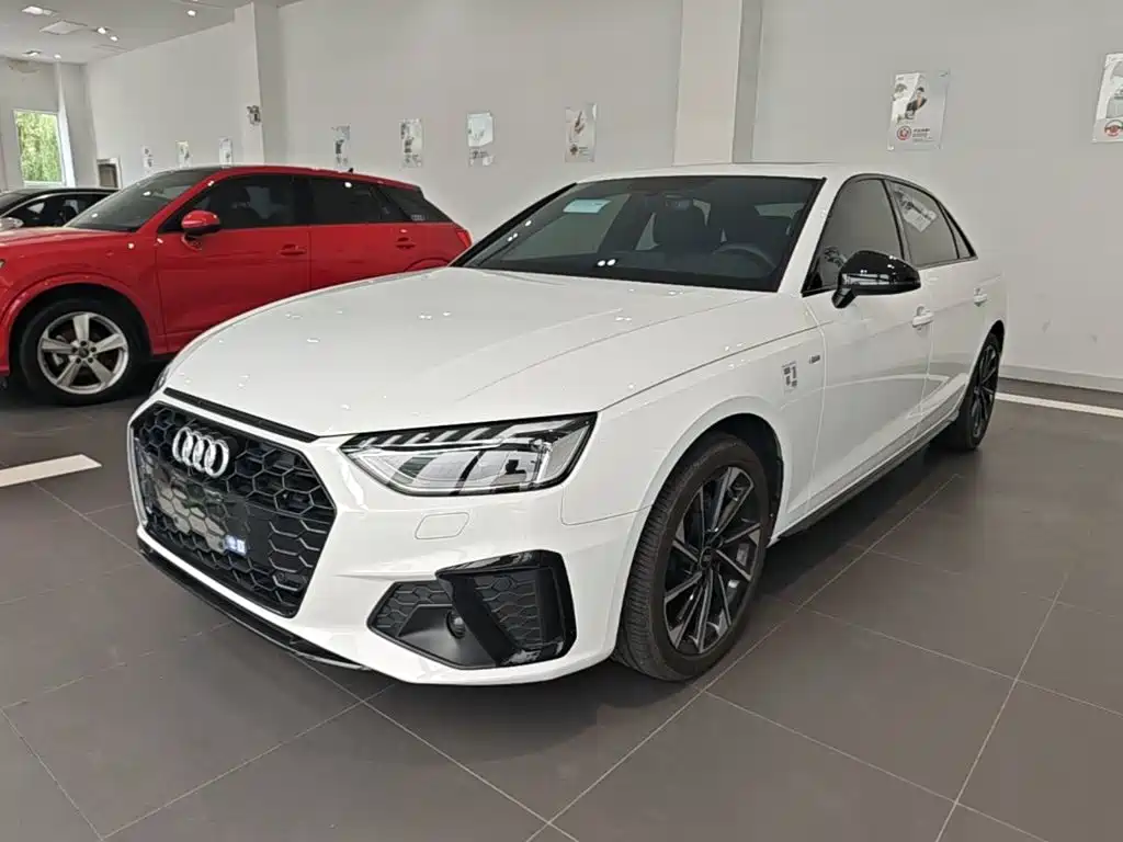  Audi Audi A4L 2023 40 TFSI Luxury Sport