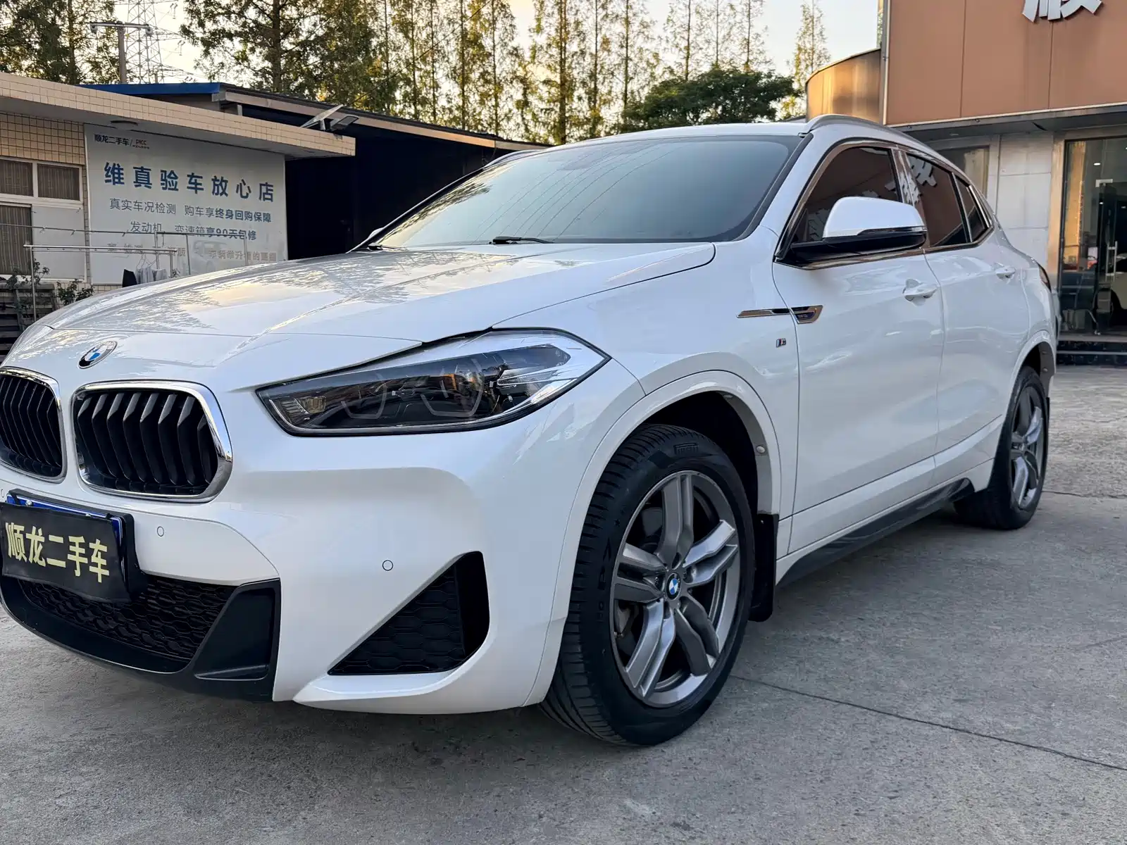Фото 1 - BMW X2
