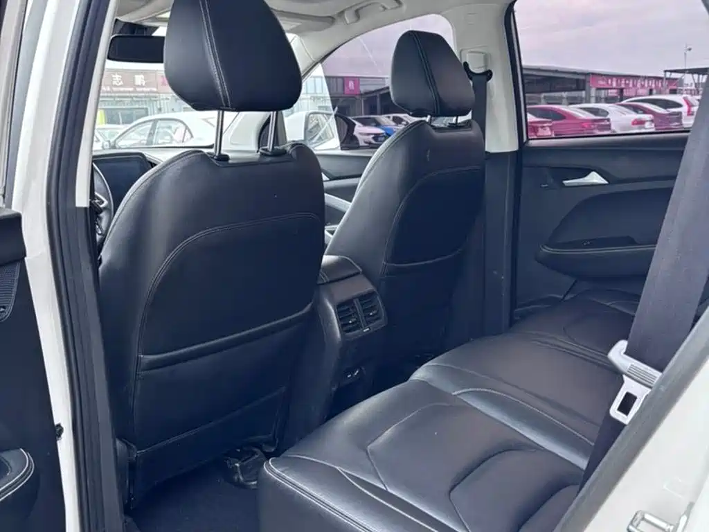 Фото 6 - Baojun 530
