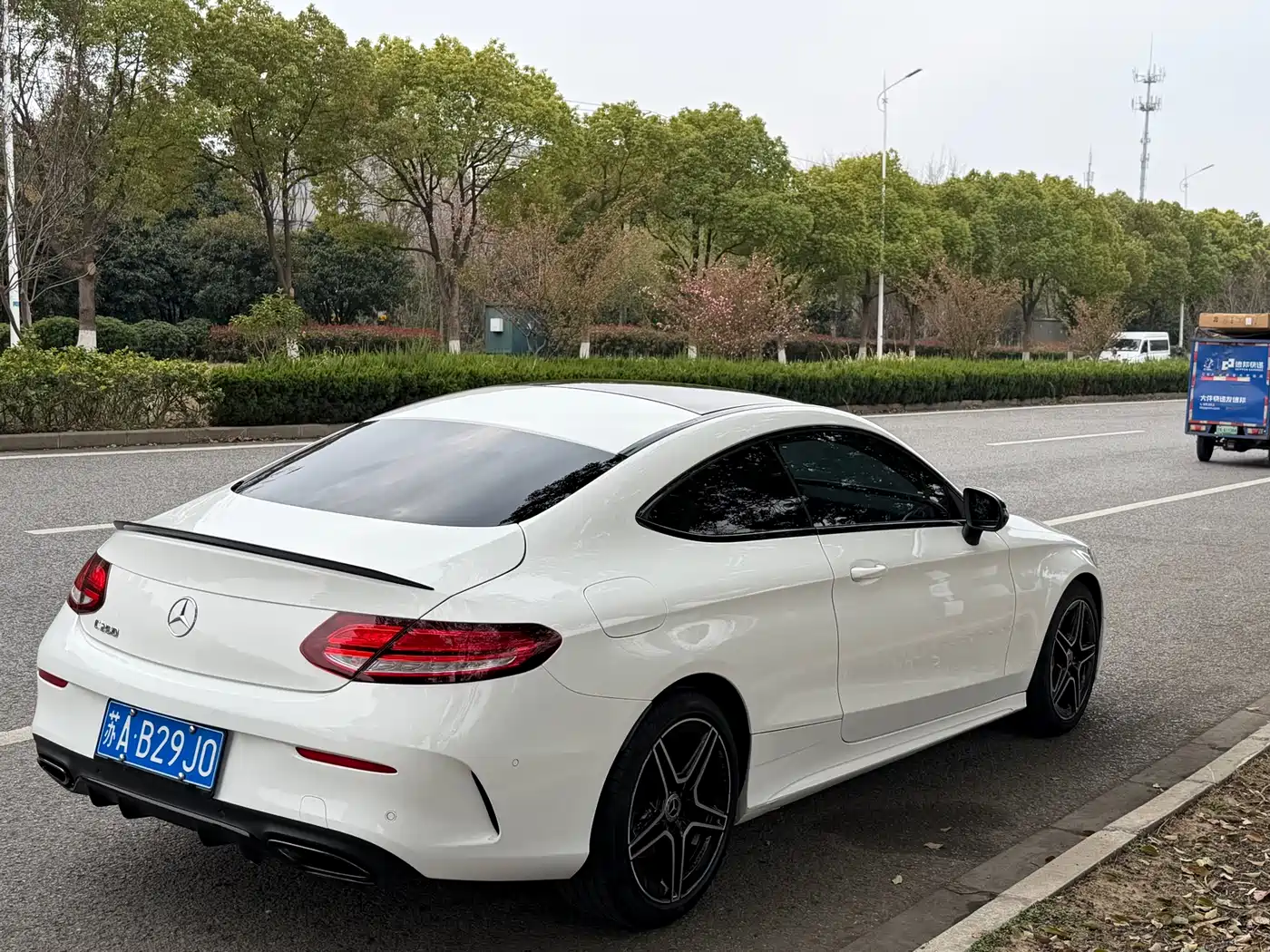 MERCEDES-BENZ C CLASS