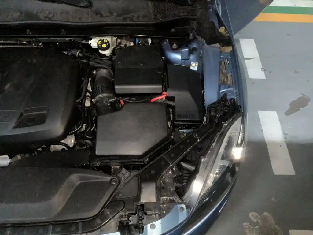 Фото 24 - Volvo V40