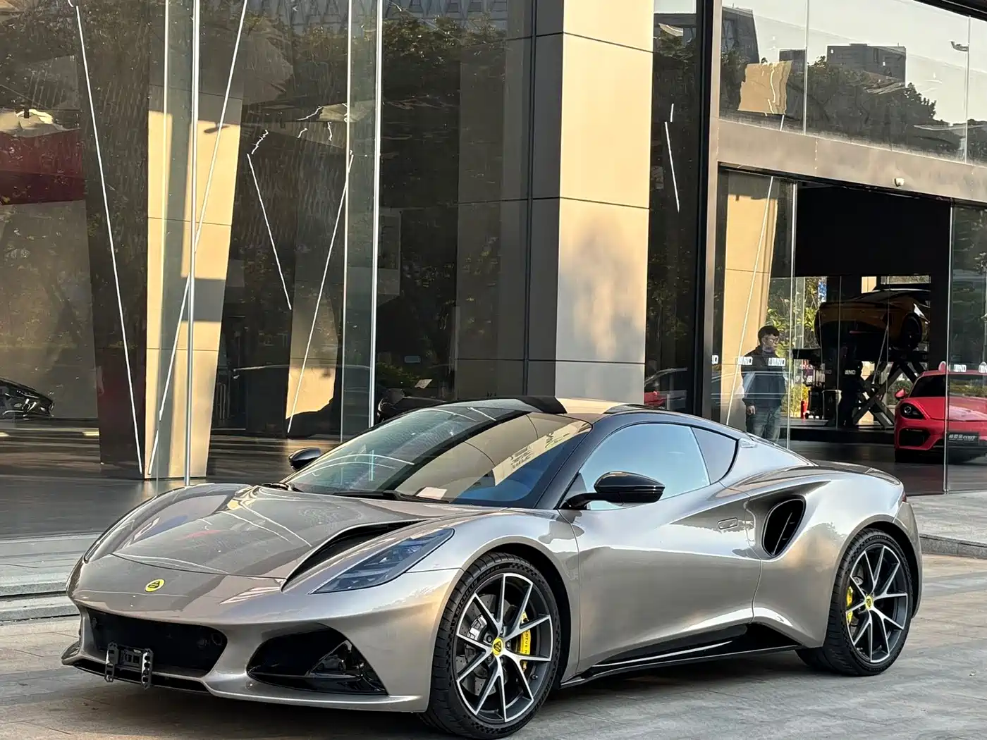 Lotus EMIRA 2025 2021 2.0T DCT First Edition