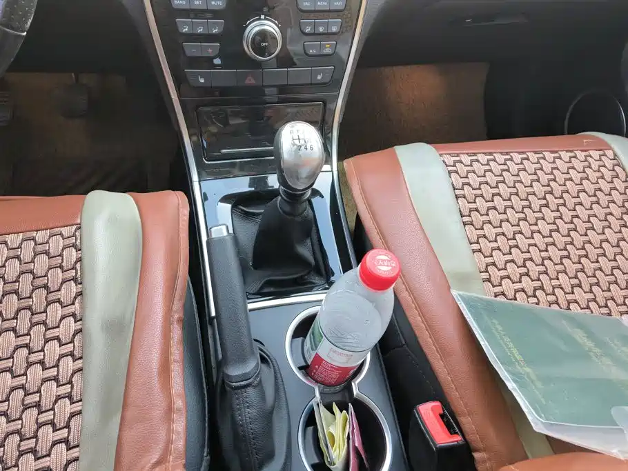 Haval H2 2014 2014 1.5T Manual 2WD Premium Edition