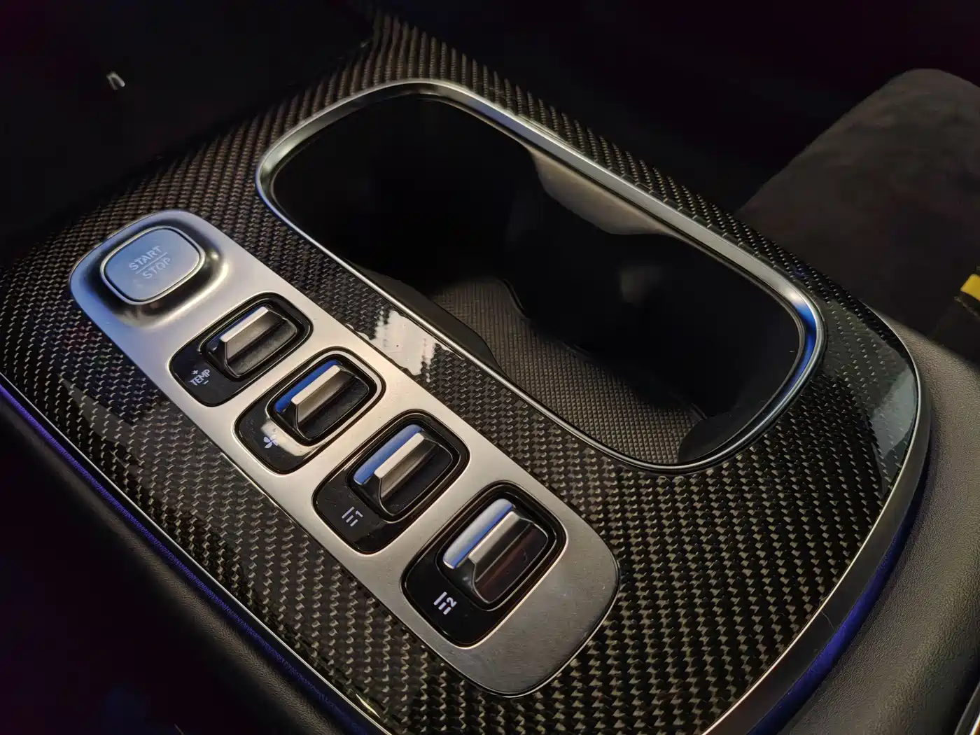 XIAOMI CAR XIAOMI SU7 ULTRA