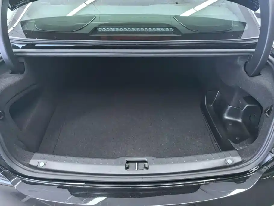 Volvo S90 2025 2025 B5 Zhiyi Luxury Edition
