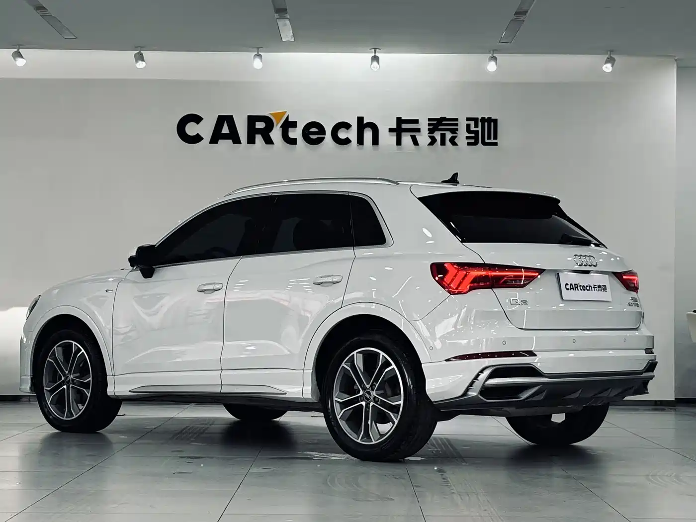 Audi Q3 2021 40 TFSI Fashion Sport фото 18