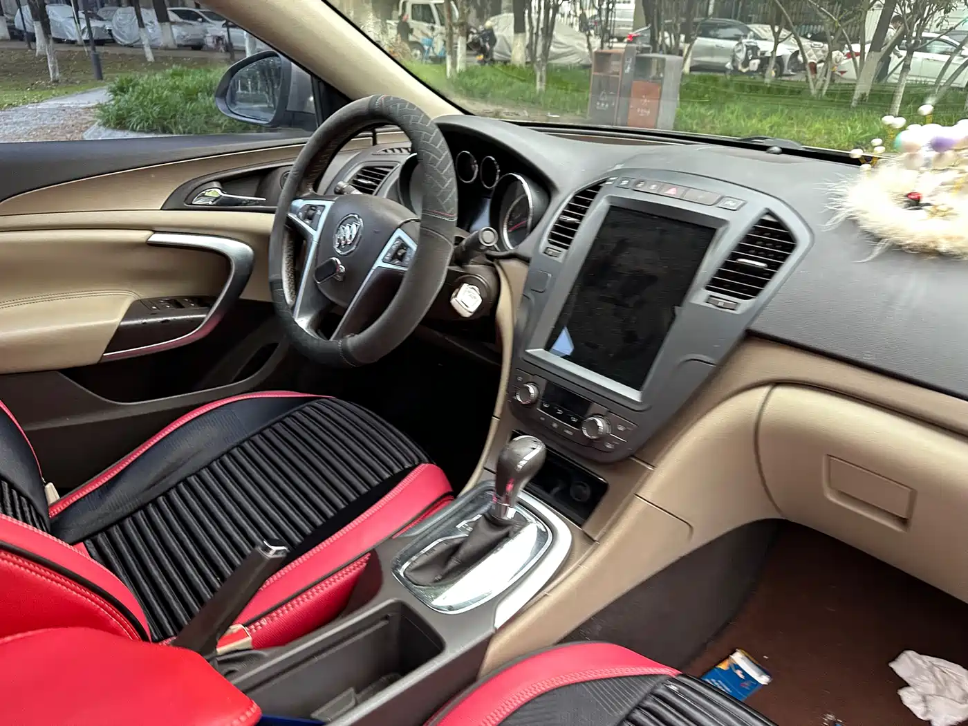 Buick Regal 2012 Model 2.0L Luxury фото 18