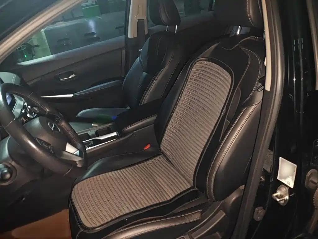 Nissan SYLPHY, миниатюра 8