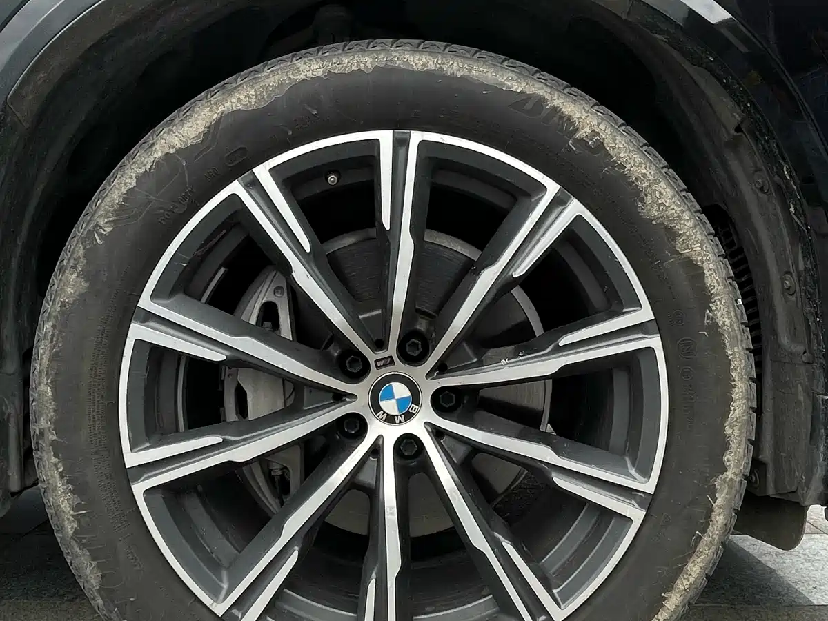 BMW X5 (Import) 2019 xDrive40i M Sport Package фото 16