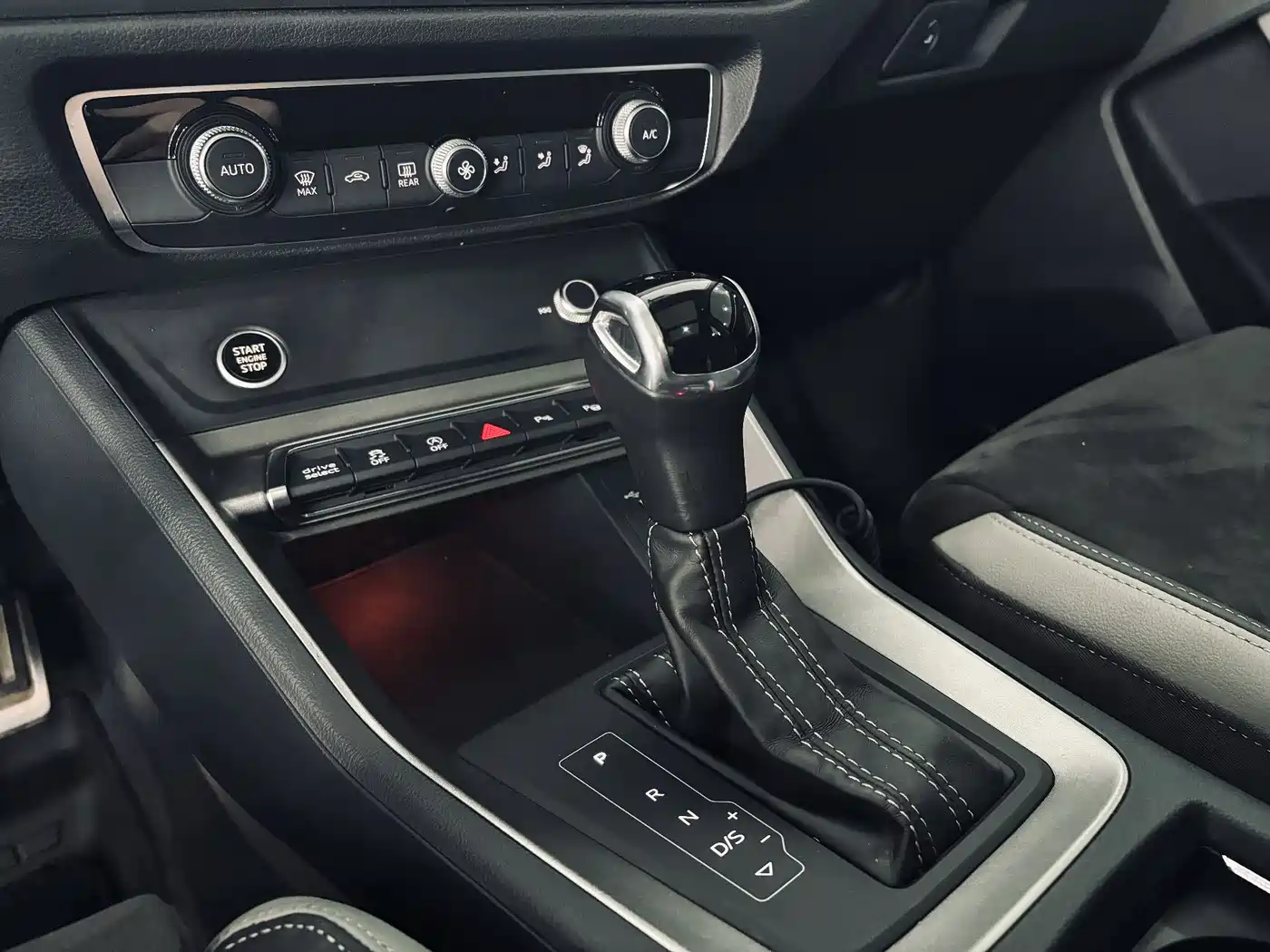 Audi Q3 2021 40 TFSI Fashion Sport фото 27