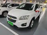 Photo 1 - Chevrolet Trax
