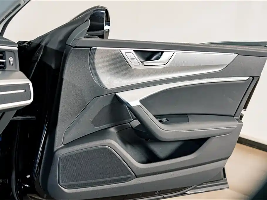 Audi A7L 2024 45 TFSI quattro Premium Luxury фото 15