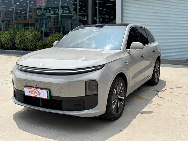 Li Auto L6 2024
