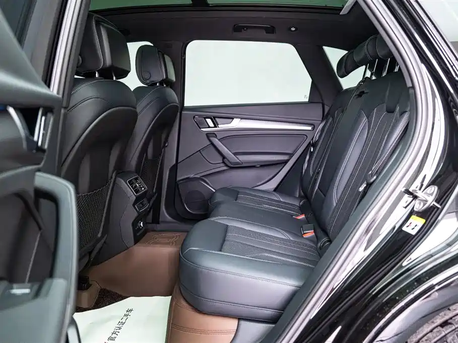 Audi Q5L 2025 40 TFSI Luxury Dynamic фото 12