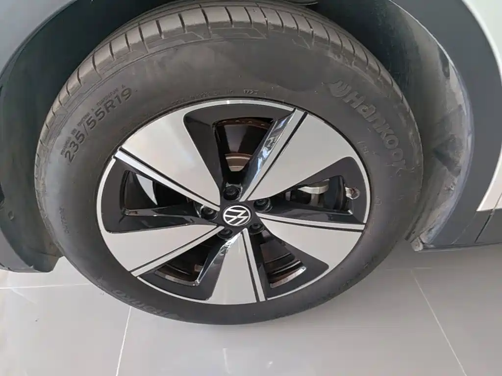 صورة 23 - Volkswagen ID.4 X