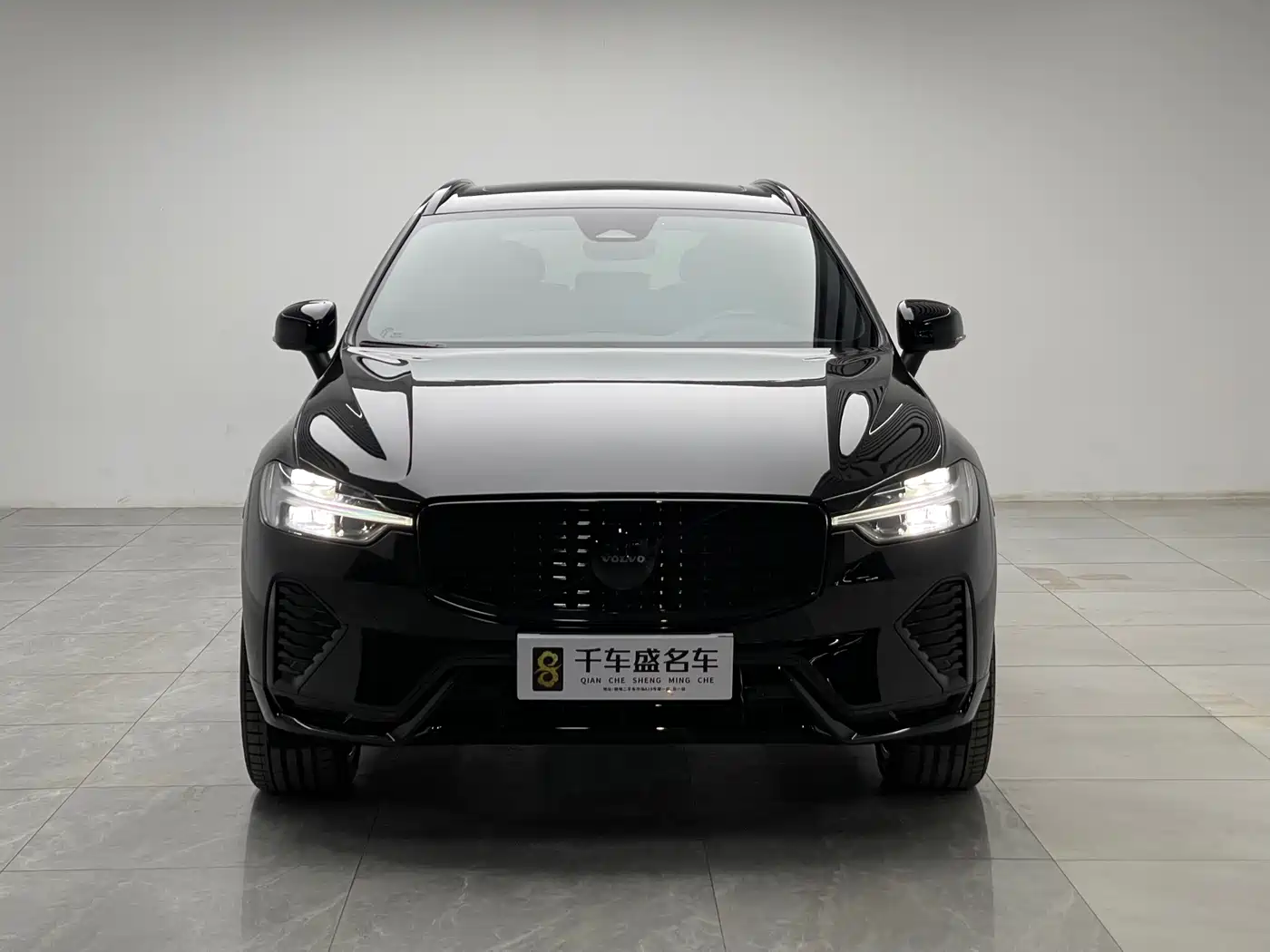 Volvo XC60 2025 2025 Model B5 AWD Intelligent Extreme Night Black Edition