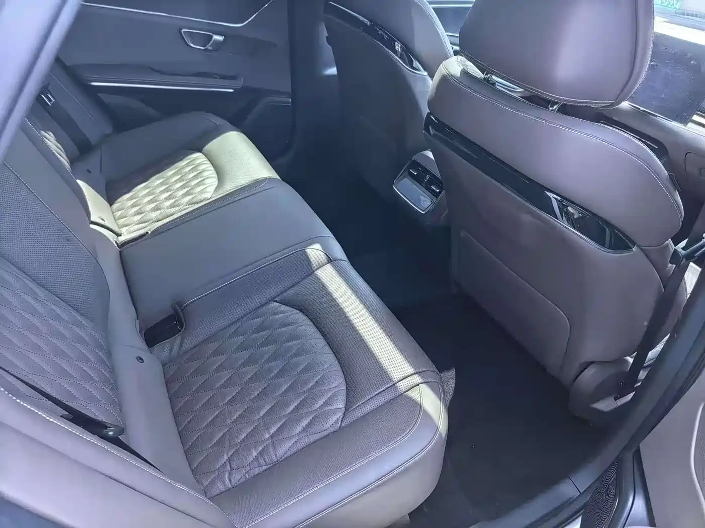 BYD Han 2020 EV Extended Range Premium фото 6