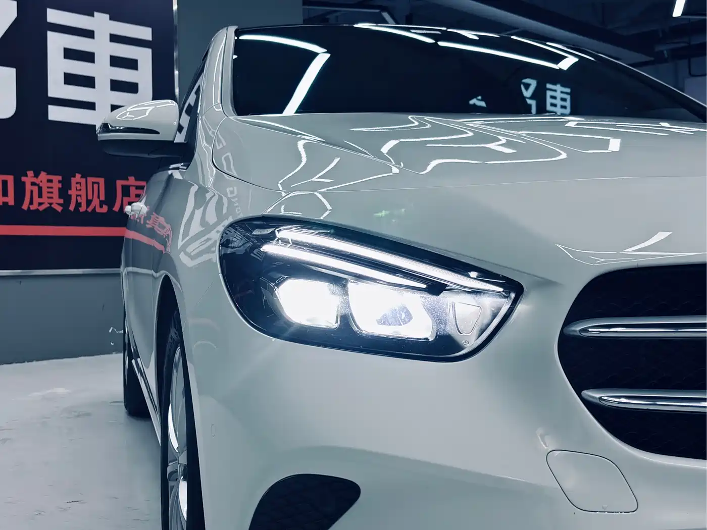 MERCEDES-BENZ B CLASS