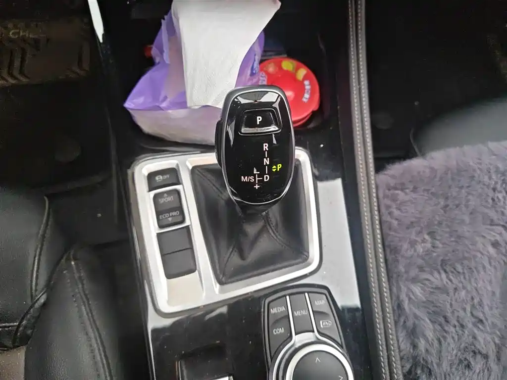 BMW 1 Series 2021 120i M Sport Shadow Edition фото 7
