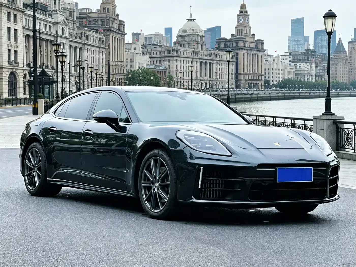 Porsche Panamera 2024 Panamera 4 Executive Long Wheelbase 2.9T фото 3