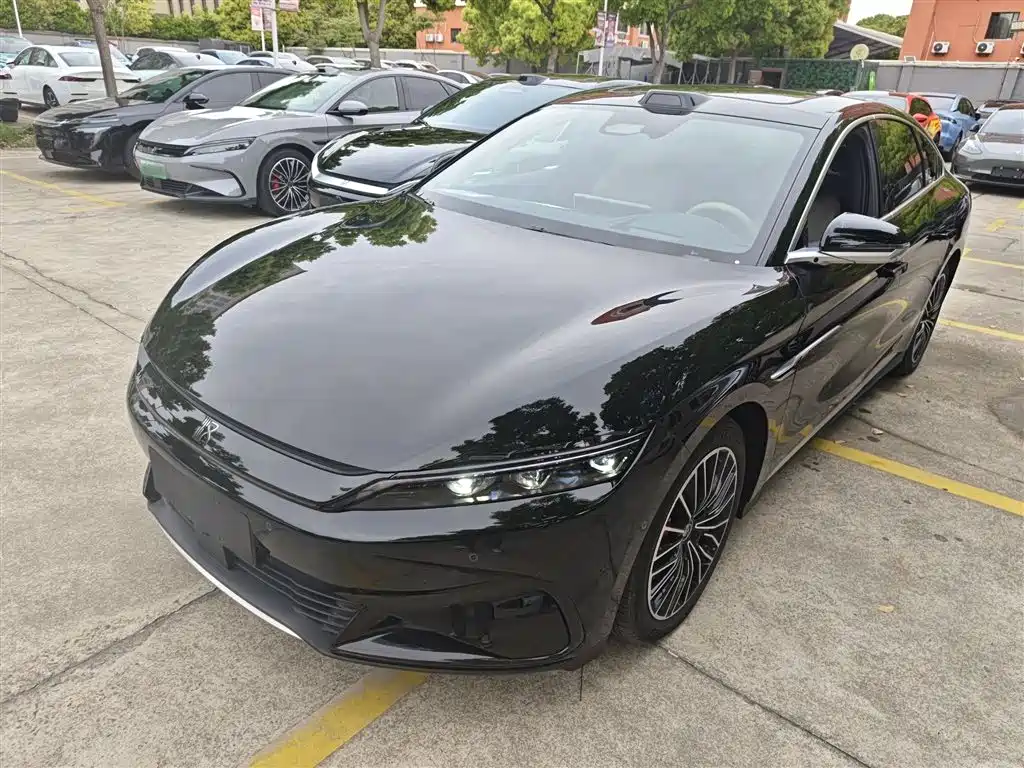 BYD Han 2025 EV Smart Driving Edition 701KM LiDAR Flagship