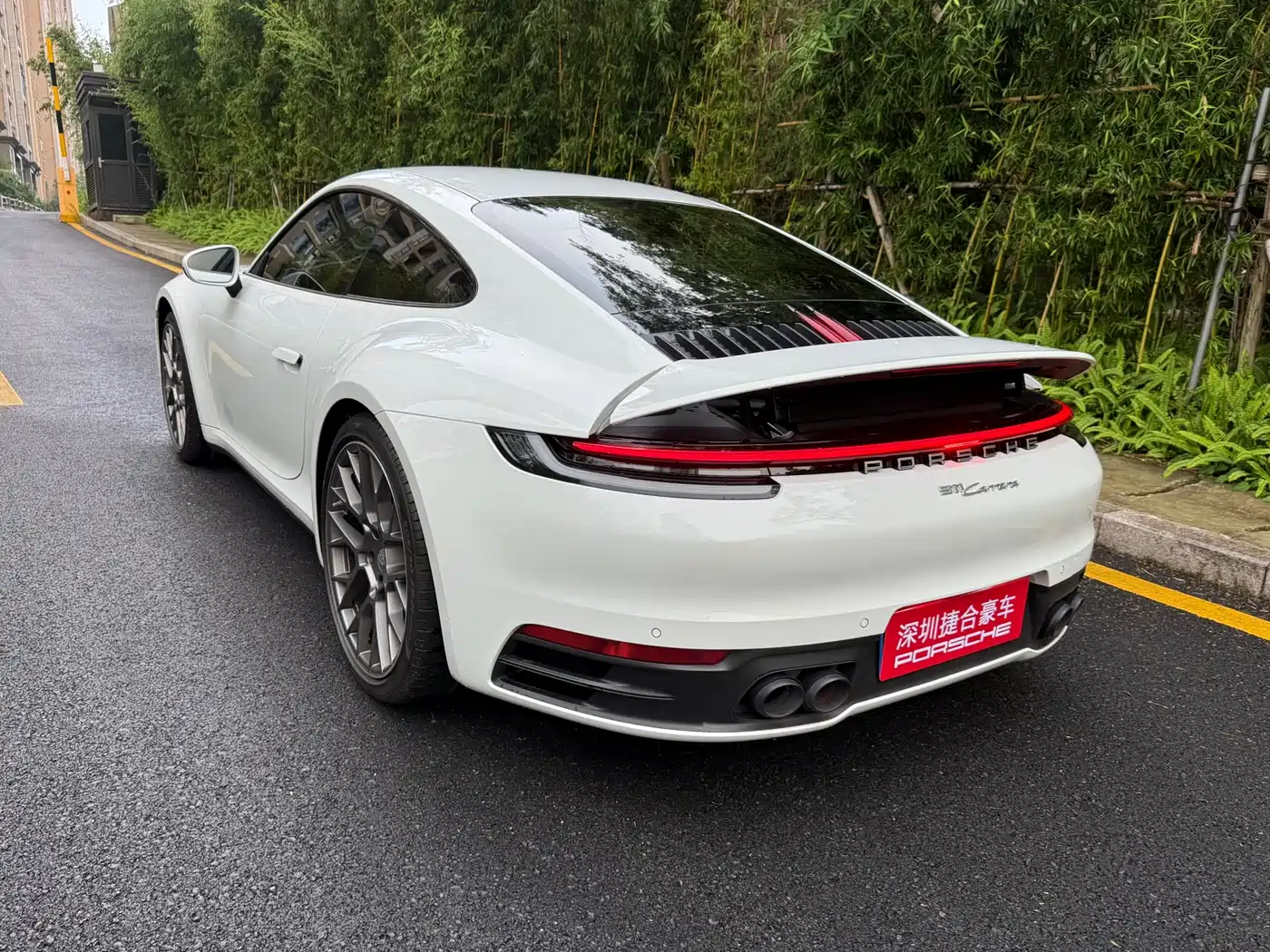 Porsche 911 2022 Carrera 3.0T фото 4
