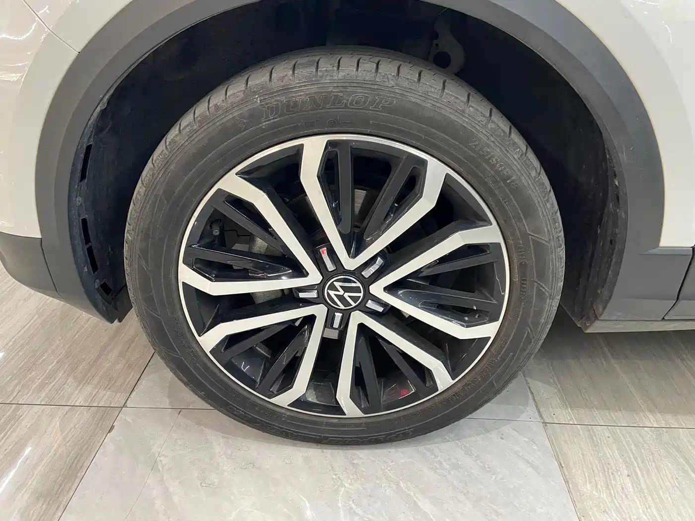 VOLKSWAGEN T ROC EXPLORING SONGS