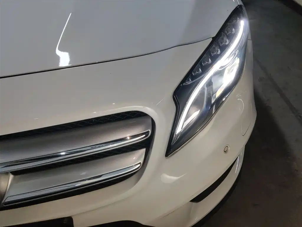 Mercedes-Benz GLA 2015 GLA 260 4MATIC Sport фото 24