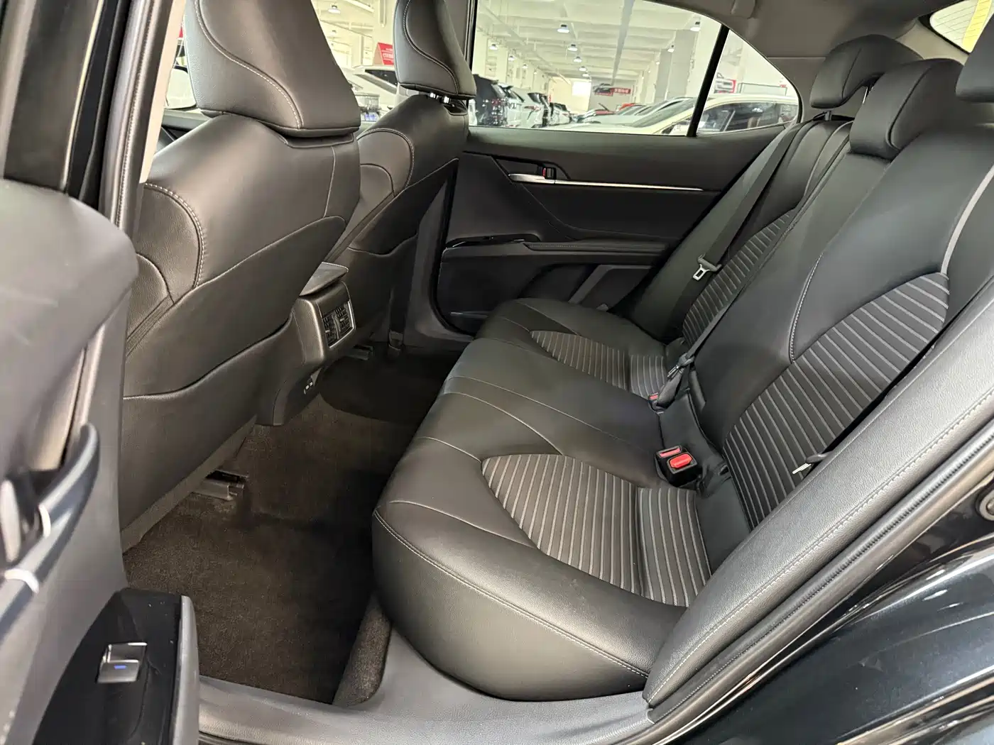 Toyota Camry 2023 2022 2.0S Knight Edition