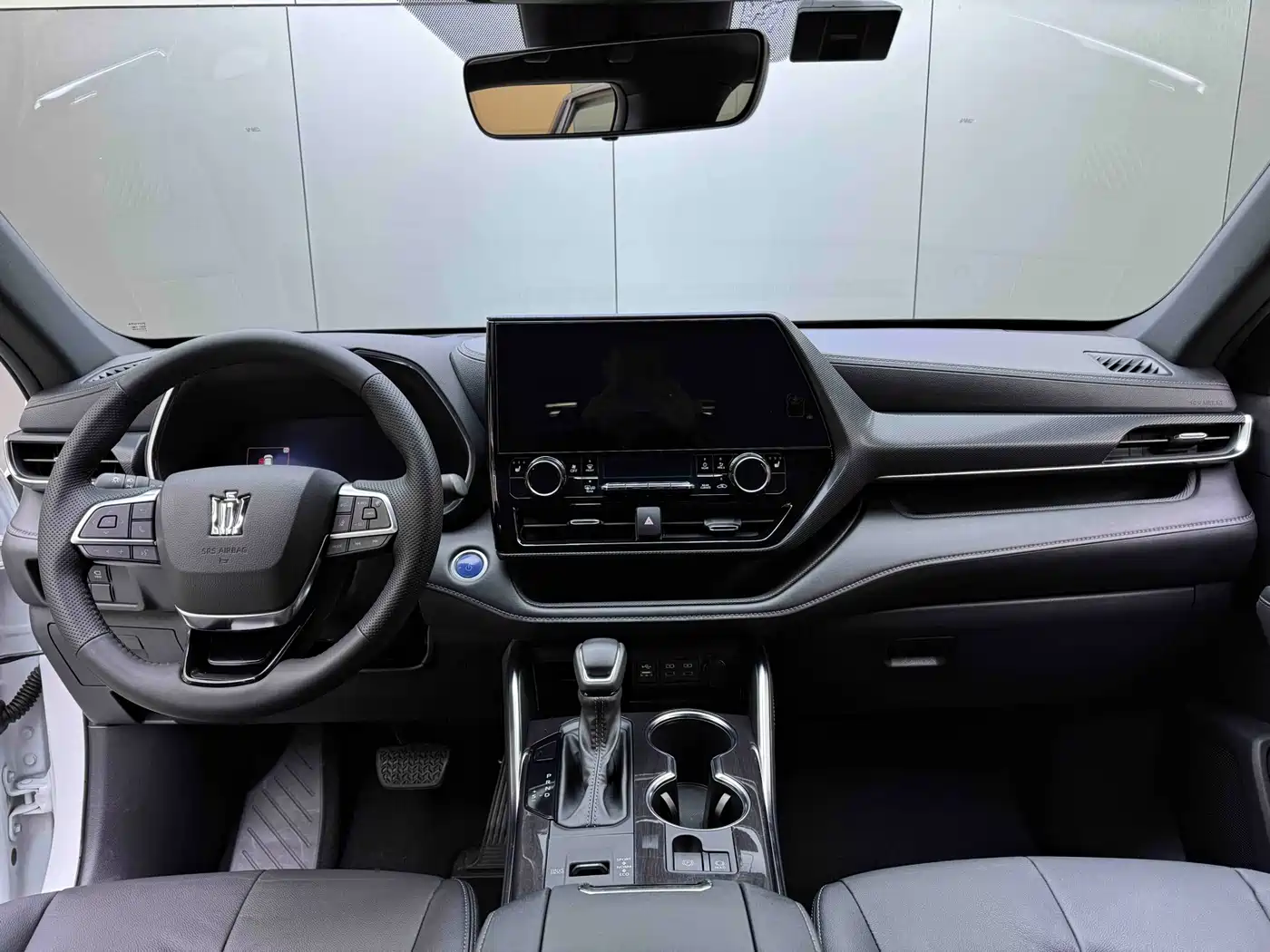 Toyota Crown Kluger 2021 2.5L HEV 4WD Premium фото 13