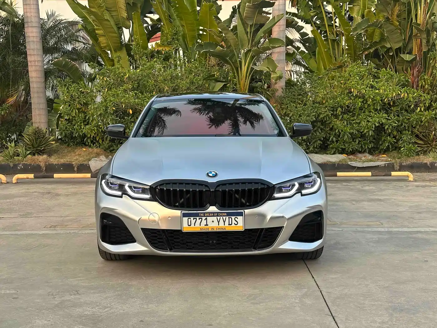 BMW 3 Series 2022 325Li M Sport Shadow Edition фото 2