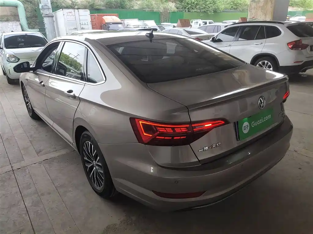 Volkswagen Sagitar 2021 280TSI DSG Comfort Smart Connect Edition фото 5