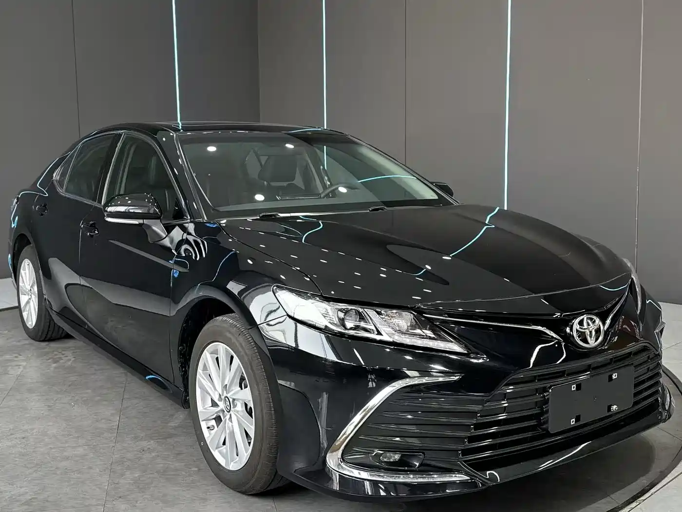 Toyota Camry 2022 2.0GVP Leading Edition фото 3