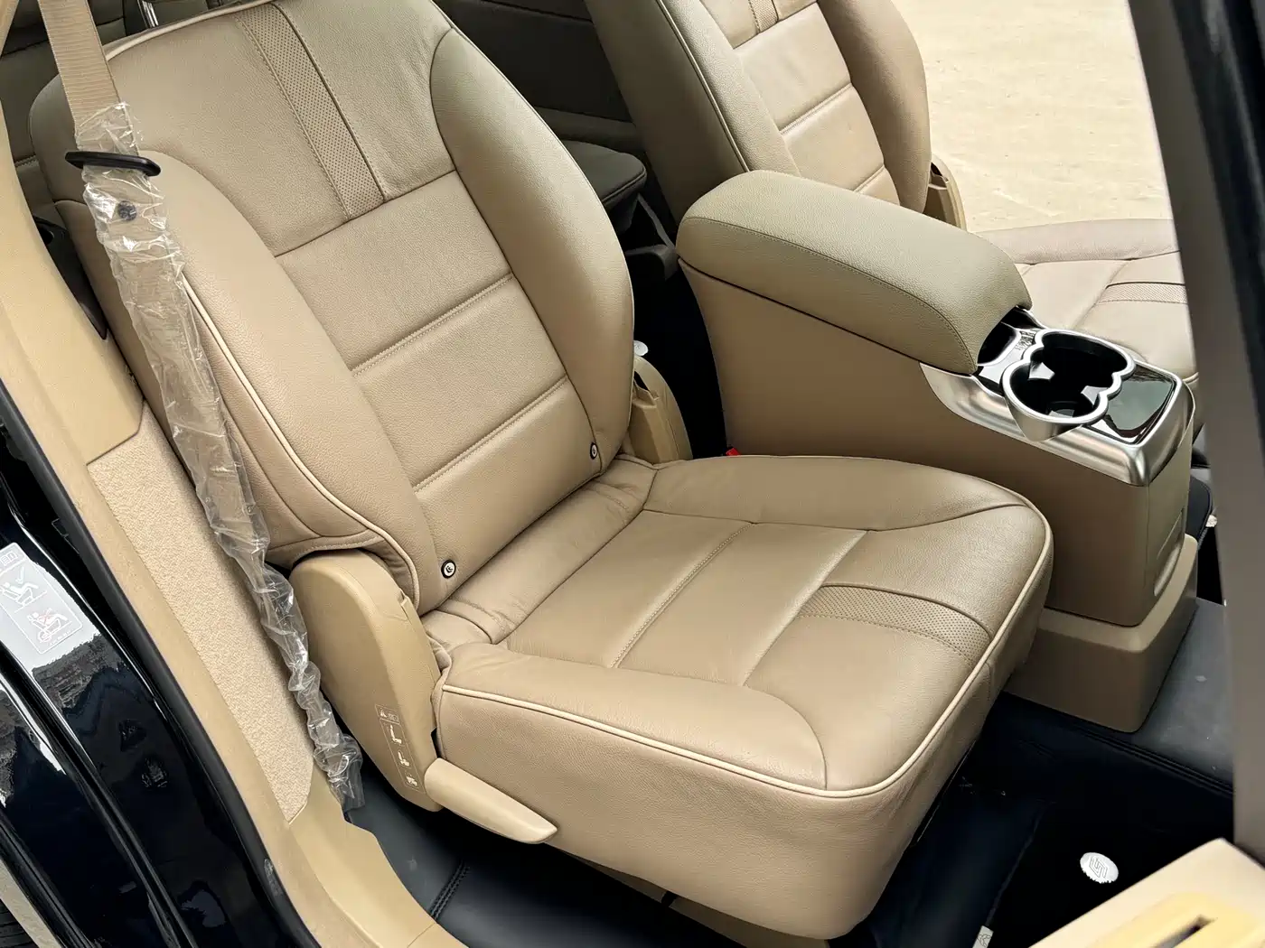 Mercedes-Benz R-Class 2010 R 500 L 4MATIC Grand Edition фото 15