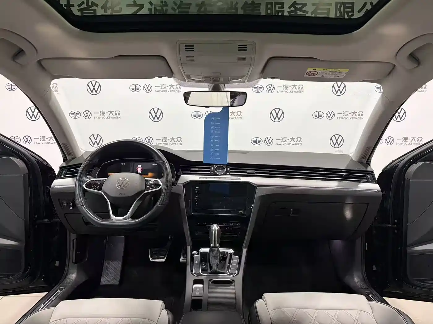 Volkswagen Magotan 2023 2 Million Units Anniversary Edition 330TSI DSG Leading Type фото 16