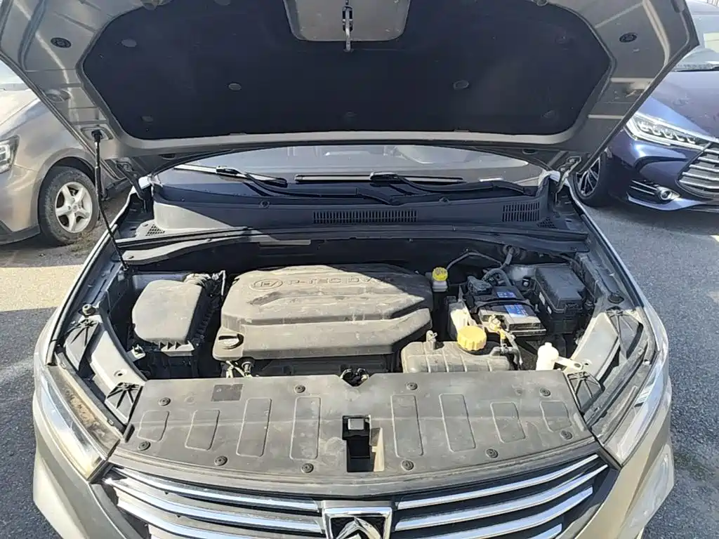 Фото 20 - Baojun 360