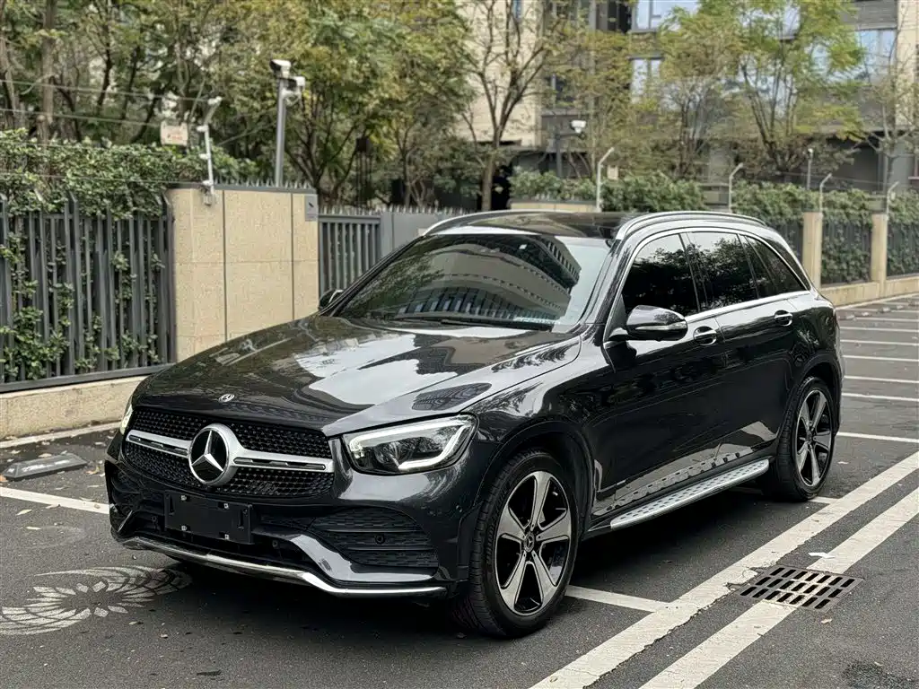 Mercedes-Benz GLC 2020 GLC 300 L 4MATIC Luxury фото 2