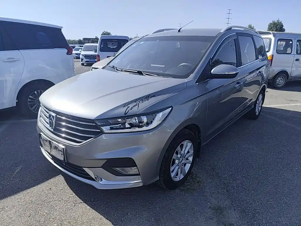 Фото 1 - Baojun 360