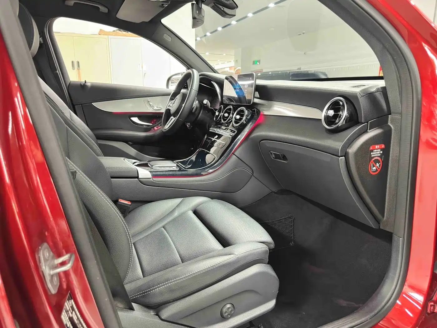 Mercedes-Benz GLC Coupe 2020 GLC 260 4MATIC Coupe SUV фото 17