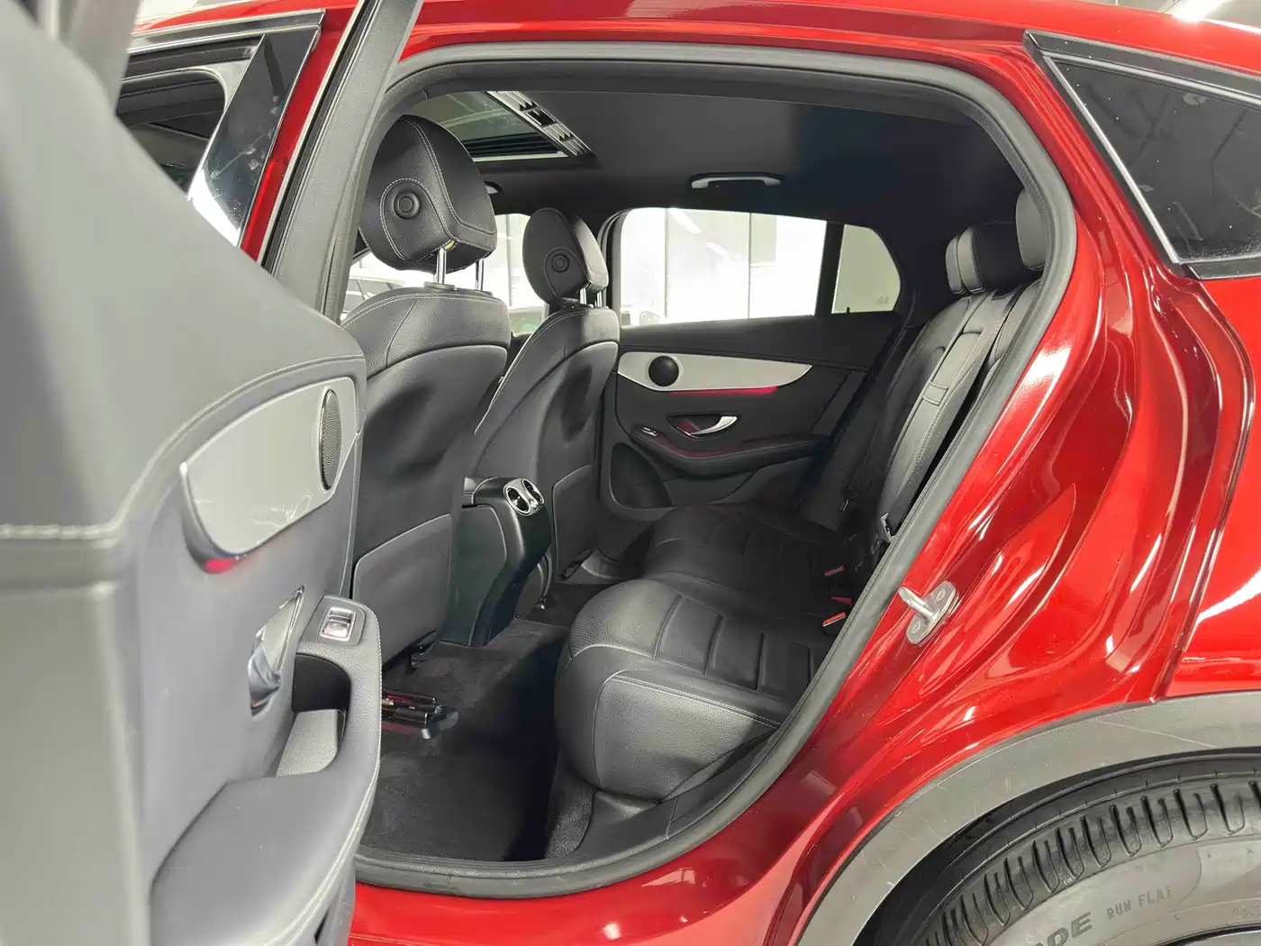 Mercedes-Benz GLC Coupe 2020 GLC 260 4MATIC Coupe SUV фото 19